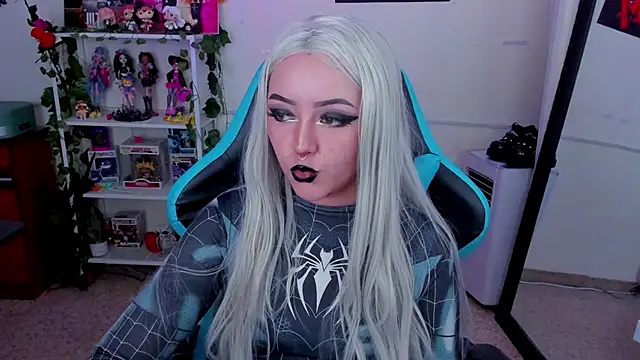 Makii 33 online show from 11-23-25, 11:37