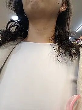 anntonella watson online show from 05-15-26, 11:28