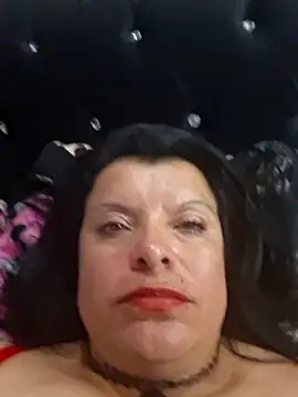 Hanna Kieran online show from 10-22-25, 03:51