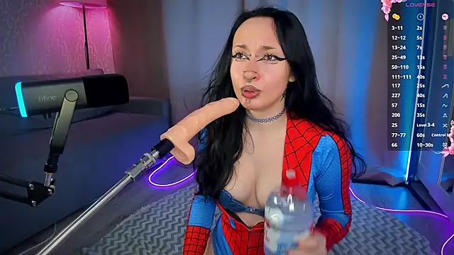 Juicy Vikki online show from 02-28-26, 11:11