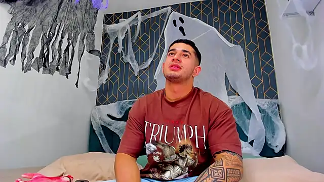 king falconer online show from 10-11-25, 11:36