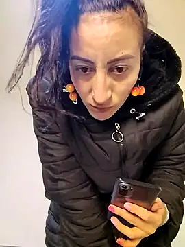 Oriana111 online show from 03-22-26, 03:32