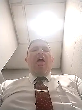 BigCristh79 online show from 10-29-25, 07:32