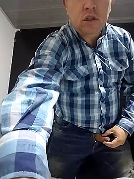 BigCristh79 online show from 11-06-25, 02:40