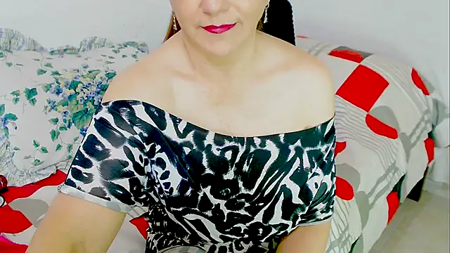 Kendraline1 online show from 10-04-25, 07:01