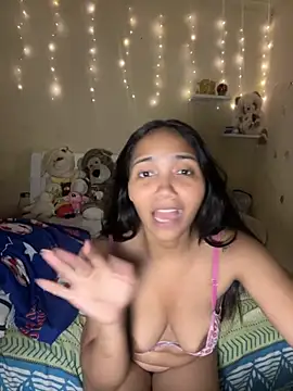 Snapshot of effie_castroo chatting on 09-10-25, 02:22 effie castroo online show from 09-10-25, 02:22