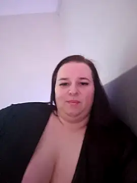 Snapshot of Curvaceouscarla chatting on 01-15-26, 02:10 Curvaceouscarla online show from 01-15-26, 02:10