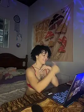 Snapshot of CamillyBlum chatting on 12-03-25, 02:52 CamillyBlum online show from 12-03-25, 02:52