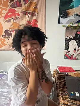 Snapshot of CamillyBlum chatting on 12-03-25, 04:16 CamillyBlum online show from 12-03-25, 04:16