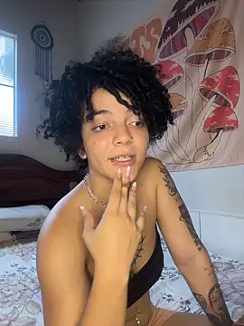 Snapshot of CamillyBlum chatting on 12-04-25, 09:34 CamillyBlum online show from 12-04-25, 09:34