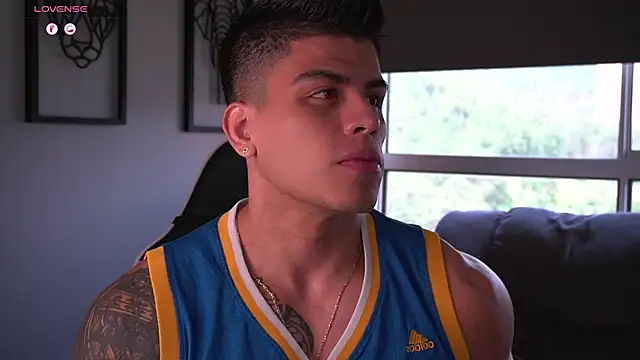 tyler muscle1 online show from 09-20-25, 03:57