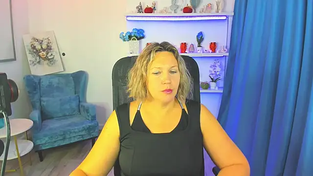 NinaStarle online show from 11-02-25, 04:37