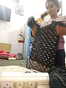 JHILMIL online show from 09-23-25, 06:27