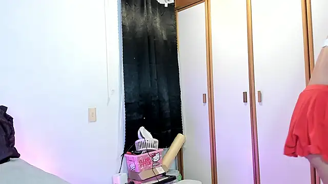 Londonttipton online show from 11-27-25, 05:42