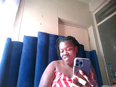 Snapshot of Big-Batty-Gyal20 chatting on 06-11-26, 08:56 Big-Batty-Gyal20 online show from 06-11-26, 08:56
