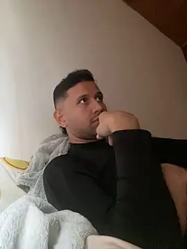 Michaell Spinelly online show from 04-18-26, 07:58