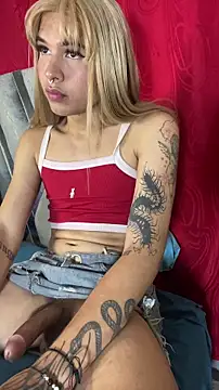 Snapshot of doll_celestets chatting on 11-18-25, 01:00 doll celestets online show from 11-18-25, 01:00