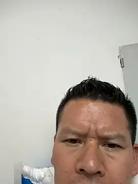 Snapshot of Manu0586 chatting on 03-16-26, 05:44 Manu0586 online show from 03-16-26, 05:44