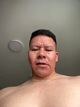 Snapshot of Manu0586 chatting on 04-16-26, 05:14 Manu0586 online show from 04-16-26, 05:14