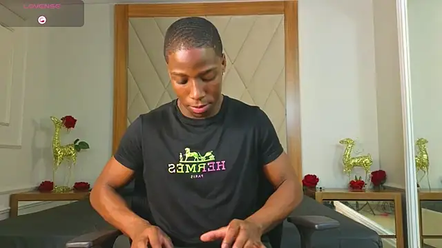 Snapshot of CharlesBrown_ chatting on 05-27-26, 01:41 CharlesBrown online show from 05-27-26, 01:41