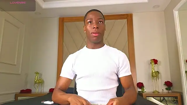 Snapshot of CharlesBrown_ chatting on 06-08-26, 02:17 CharlesBrown online show from 06-08-26, 02:17