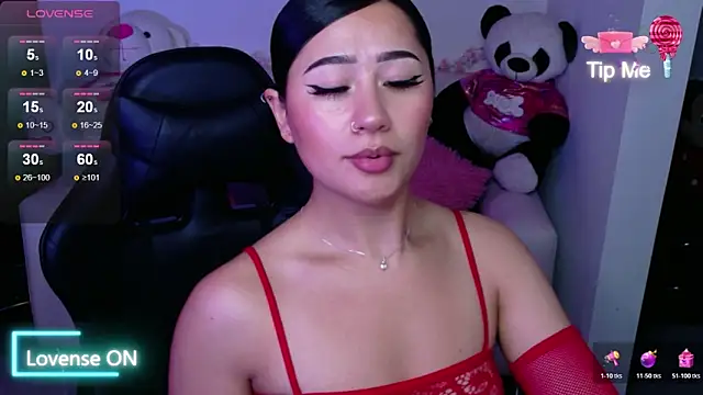 Snapshot of evelyn_ch_ chatting on 11-08-25, 10:59 evelyn ch online show from 11-08-25, 10:59