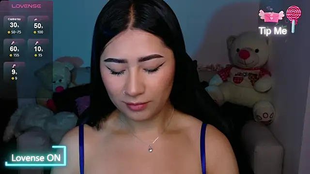 Snapshot of evelyn_ch_ chatting on 12-02-25, 04:02 evelyn ch online show from 12-02-25, 04:02