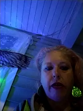 Snapshot of anonymity_awaits@xh chatting on 09-28-25, 03:56 anonymity awaitsxh online show from 09-28-25, 03:56