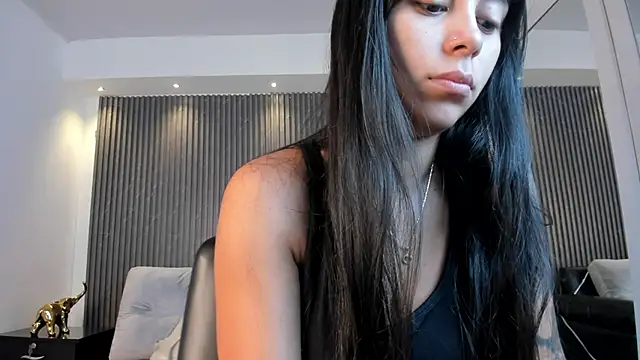 freyja sweet  online show from 10-08-25, 11:08