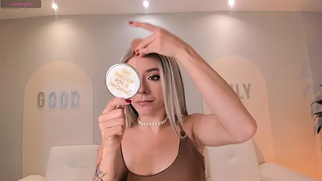 IsabellaMoreau online show from 01-05-26, 07:28