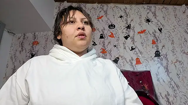 Larissa Antonella online show from 10-25-25, 03:47