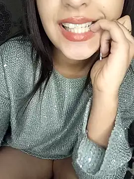 Snapshot of Mrabrba-3asal chatting on 12-17-25, 11:33 Mrabrba-3asal online show from 12-17-25, 11:33