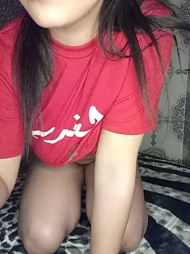 Snapshot of Mrabrba-3asal chatting on 12-18-25, 11:00 Mrabrba-3asal online show from 12-18-25, 11:00