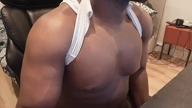 Snapshot of BBCThomas1231 chatting on 02-01-26, 05:44 BBCThomas1231 online show from 02-01-26, 05:44