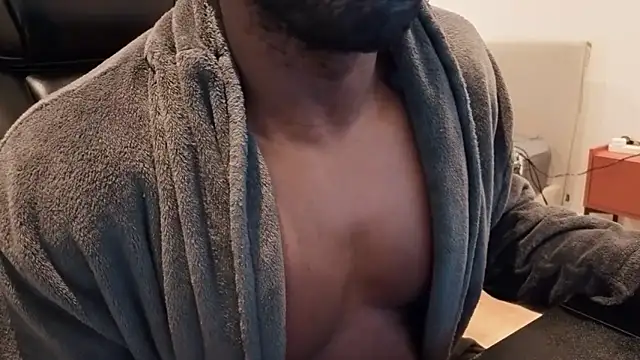 Snapshot of BBCThomas1231 chatting on 02-18-26, 05:42 BBCThomas1231 online show from 02-18-26, 05:42