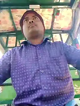 Snapshot of CatchingBouquet chatting on 11-27-25, 02:24 CatchingBouquet online show from 11-27-25, 02:24