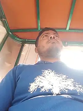 Snapshot of CatchingBouquet chatting on 02-03-26, 04:10 CatchingBouquet online show from 02-03-26, 04:10