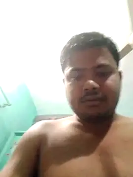 Snapshot of CatchingBouquet chatting on 02-28-26, 03:02 CatchingBouquet online show from 02-28-26, 03:02