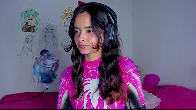 Snapshot of Maki_sins chatting on 02-04-26, 01:00 Maki sins online show from 02-04-26, 01:00