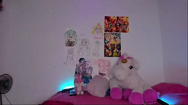 Snapshot of Maki_sins chatting on 02-13-26, 02:18 Maki sins online show from 02-13-26, 02:18