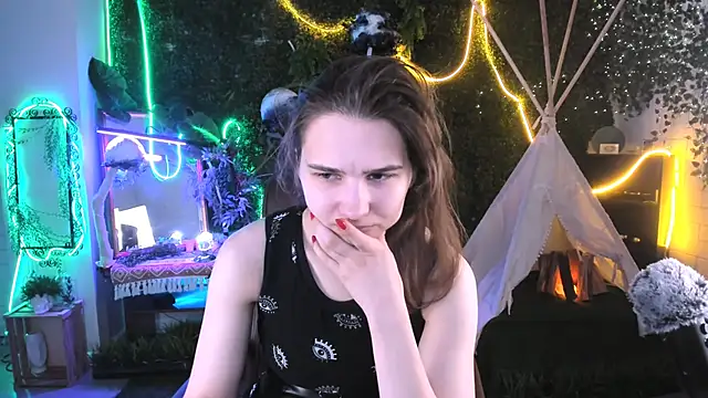 TessaMill online show from 10-06-25, 05:16