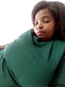 Snapshot of ShySexyBaddiexx chatting on 09-22-25, 09:33 ShySexyBaddiexx online show from 09-22-25, 09:33