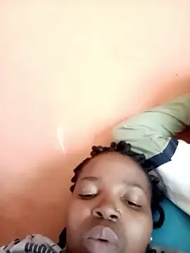 ShySexyBaddiexx online show from 01-09-26, 11:57