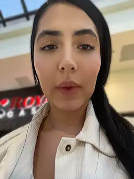 Snapshot of oh_nina chatting on 07-16-26, 11:11 oh nina online show from 07-16-26, 11:11