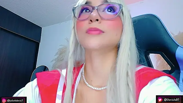 JulietaDavis online show from 04-12-26, 02:16