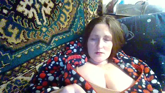 Snapshot of AllaSowinskaya chatting on 10-18-25, 01:01 AllaSowinskaya online show from 10-18-25, 01:01