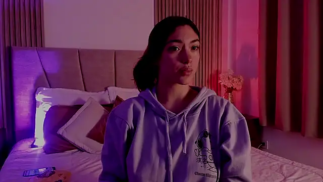 Victoria Beaumont online show from 01-14-26, 11:49