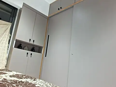 Vince-18 online show from 11-11-25, 09:48