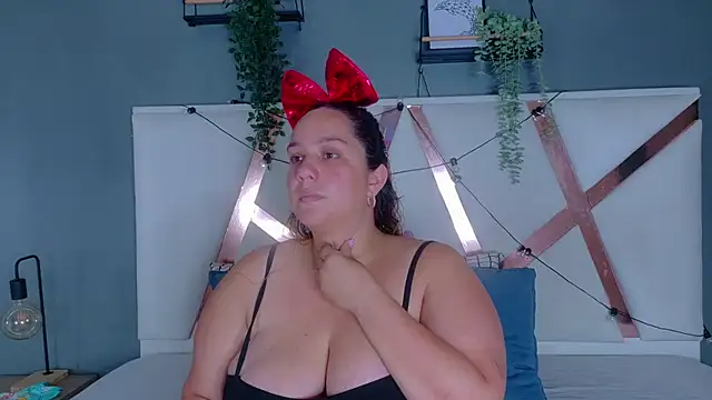 Snapshot of JenaCooper_ chatting on 06-22-26, 01:51 JenaCooper online show from 06-22-26, 01:51