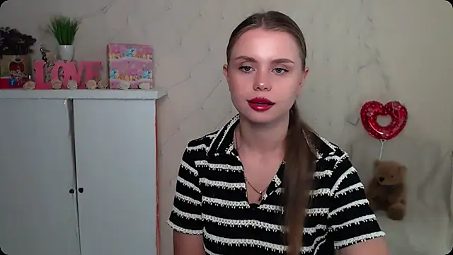 OceanicDawn online show from 09-11-25, 07:19